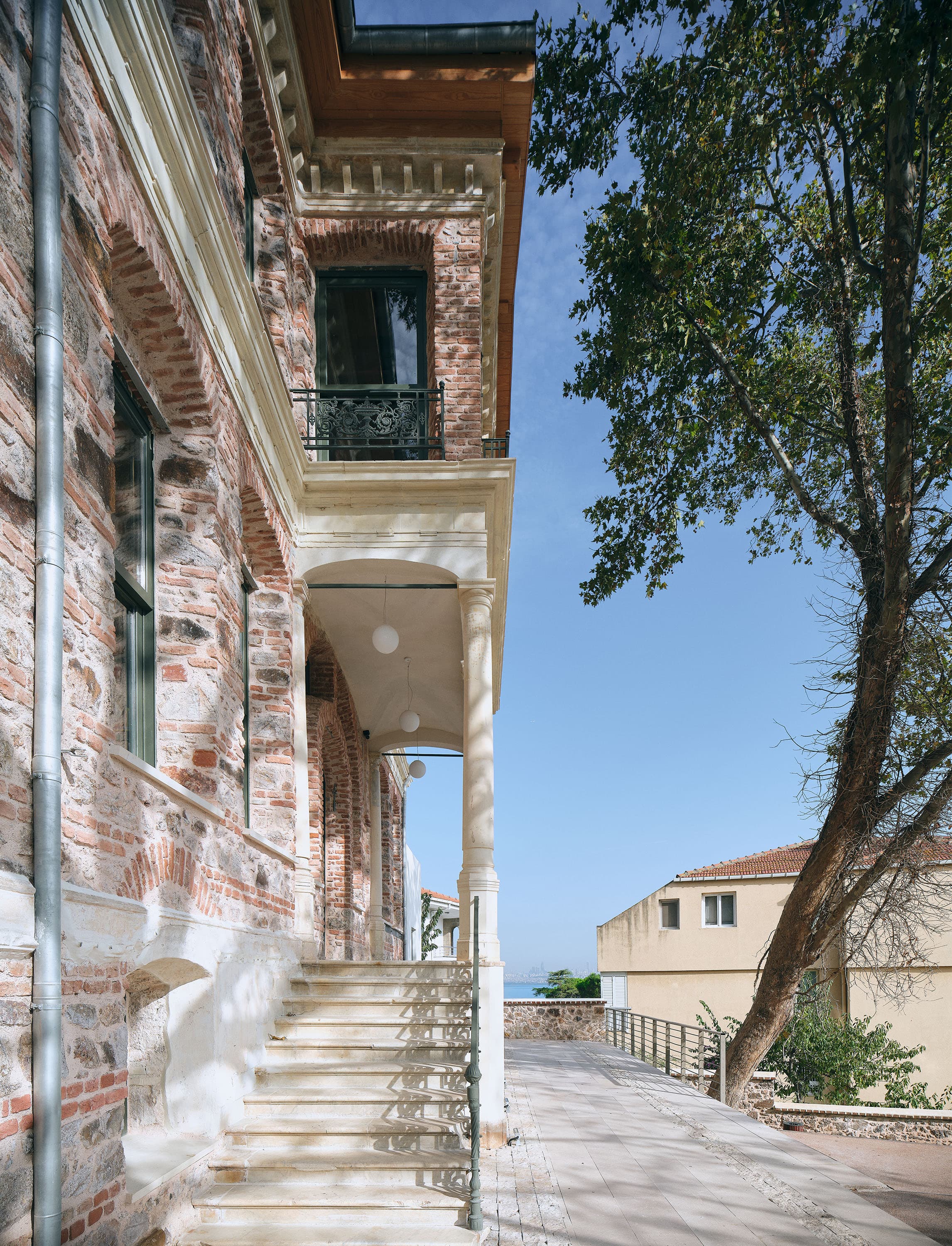 TAŞ MEKTEP detail 2